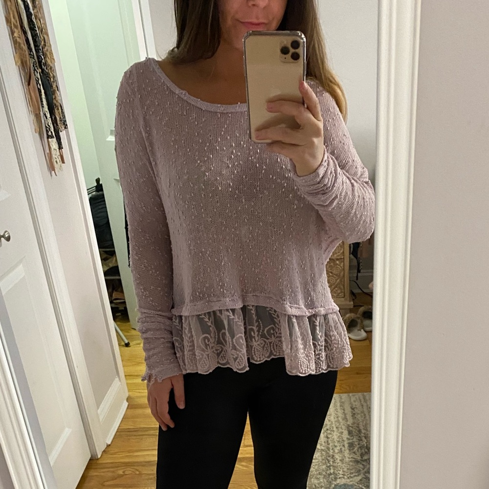 Pretty pale pink, lace lined sweater top!